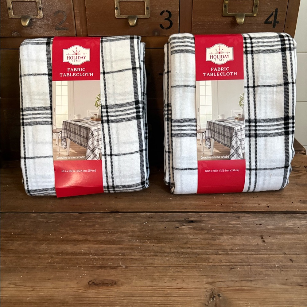 2 Holiday Time Black and White Checkered Tablecloth
